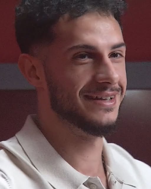 NIMENI nu se aștepta ca, după despărțirea de Andra, Georges să pună ochii pe… Vezi mai mult