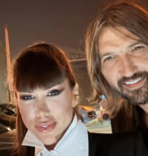 Breaking. Denise Rifai ศi Dan Alexa se vorโฆVezi mai mult