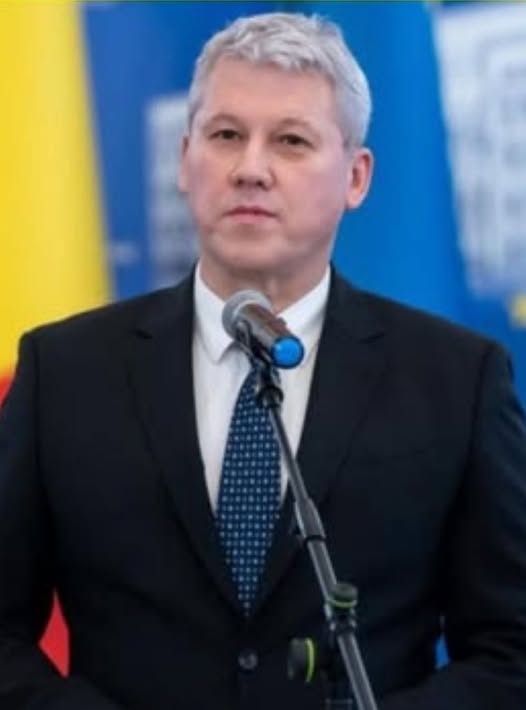 CE Rฤsturnare de situaศie. Cฤtฤlin Predoiu va fi…Vezi mai mult