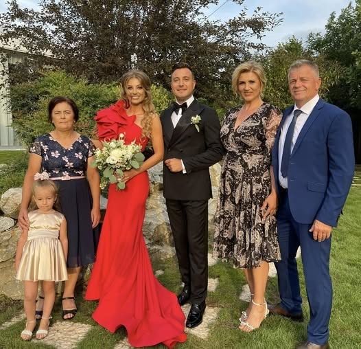 Valentin Sanfira, mesaj emoționant pentru cea mai importantă femeie din viața lui. „Sfânta mea Elena”