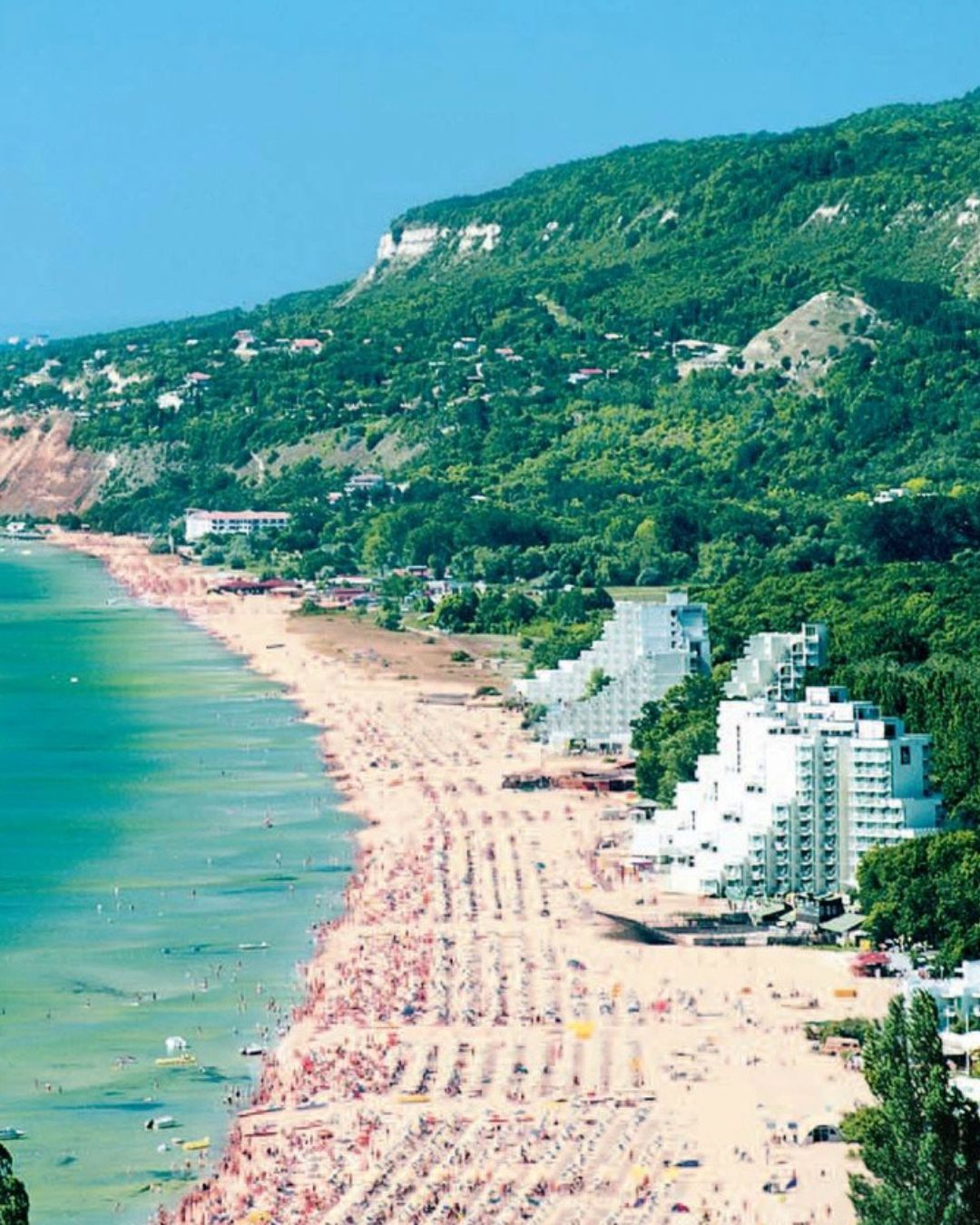 Turiștii schimbă litoralul pe marile orașe: destinațiile din Bulgaria care câștigă teren