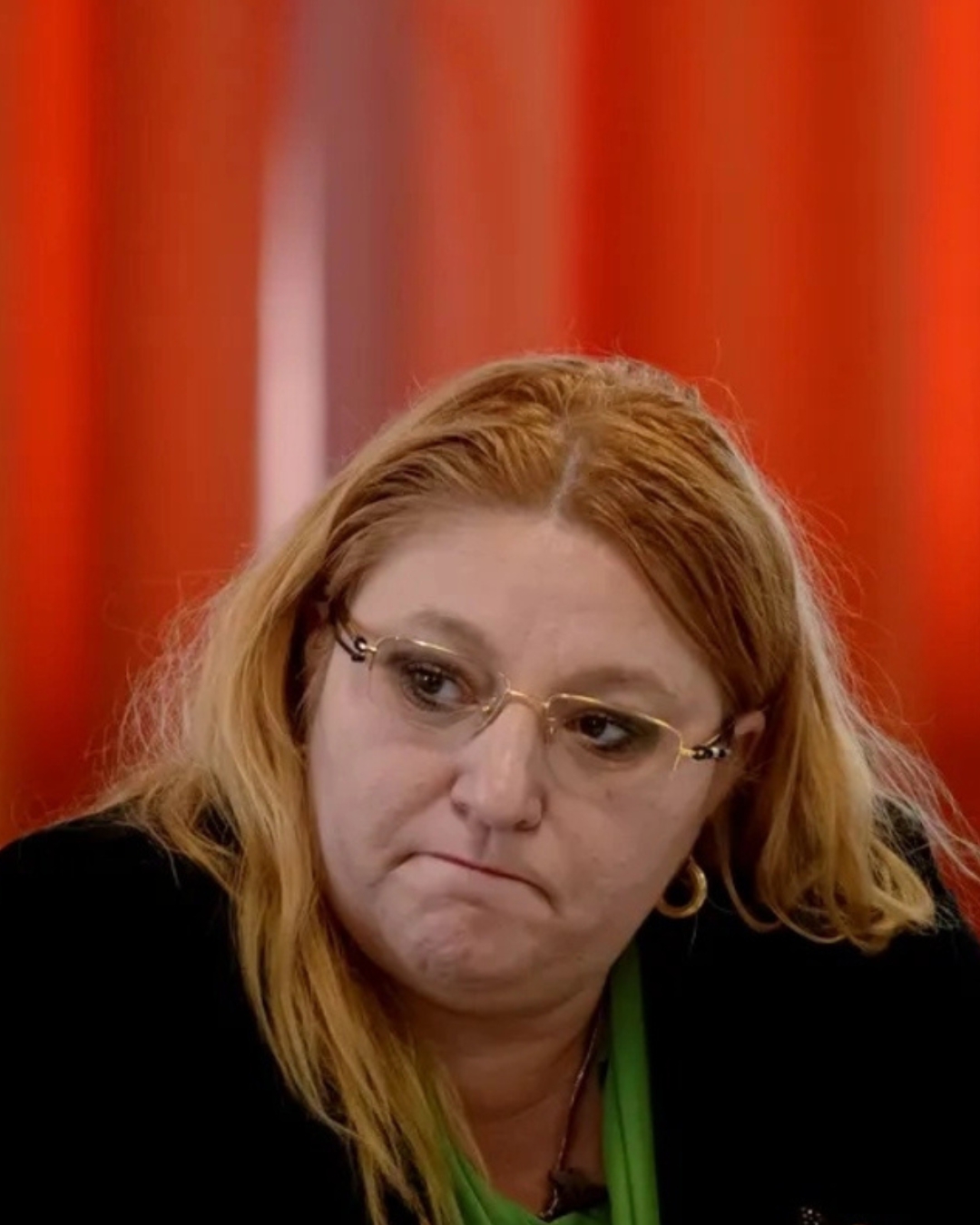 Diana Șoșoacă, transportată de urgență la spital după un accident