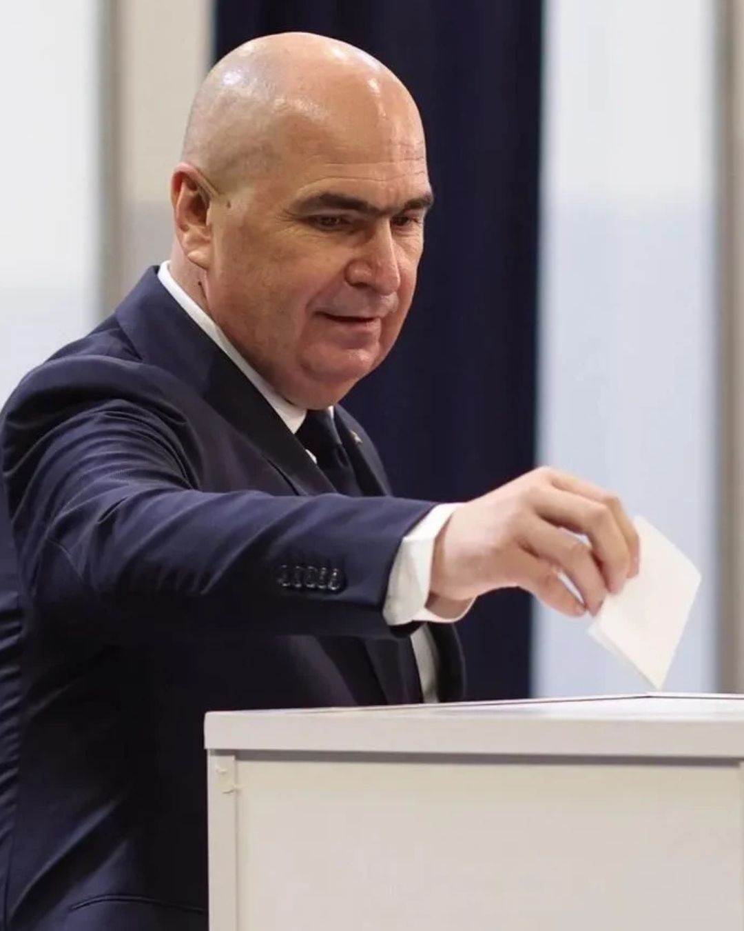 Alarmă de la Bruxelles: Guvernul a adoptat jumătate dintre legi fără dezbatere în Parlament