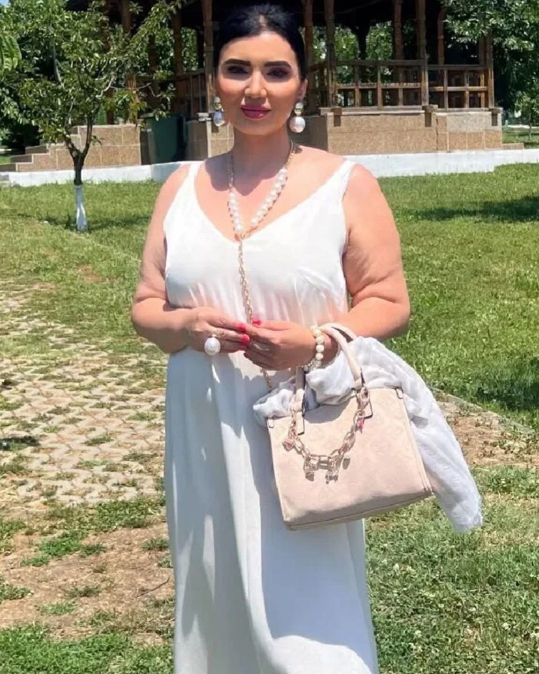 Adriana Bahmuțeanu, cu poliția la vila lui Prigoană: „Fiul meu este