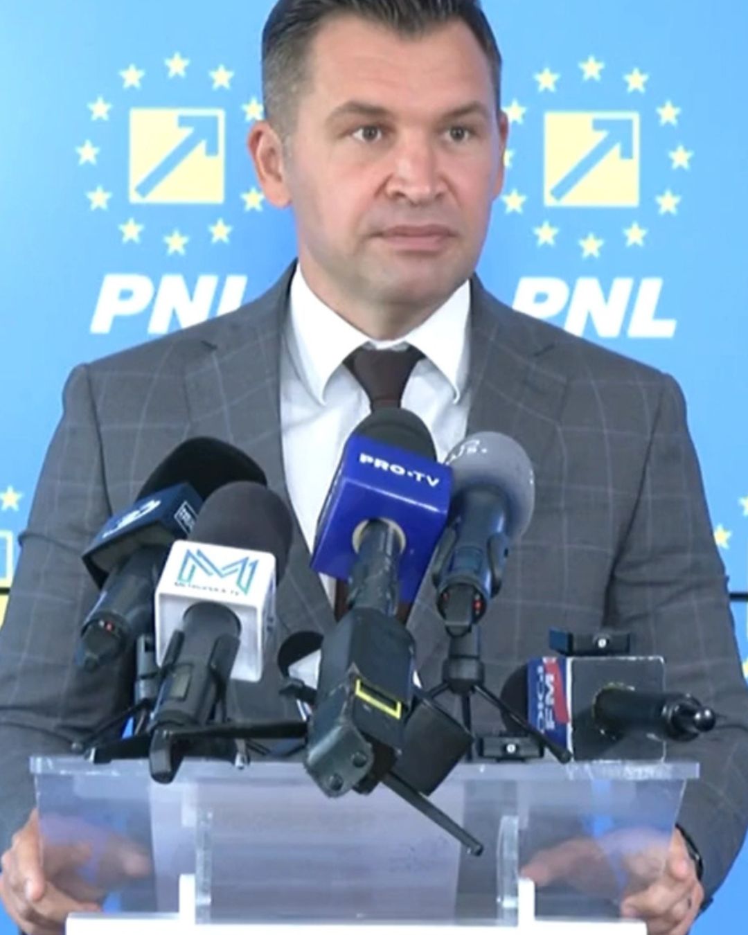 Tensiuni uriașe în PNL! Ionuț Stroe îl atacă pe Ilie Bolojan și avertizează asupra unui pericol neașteptat