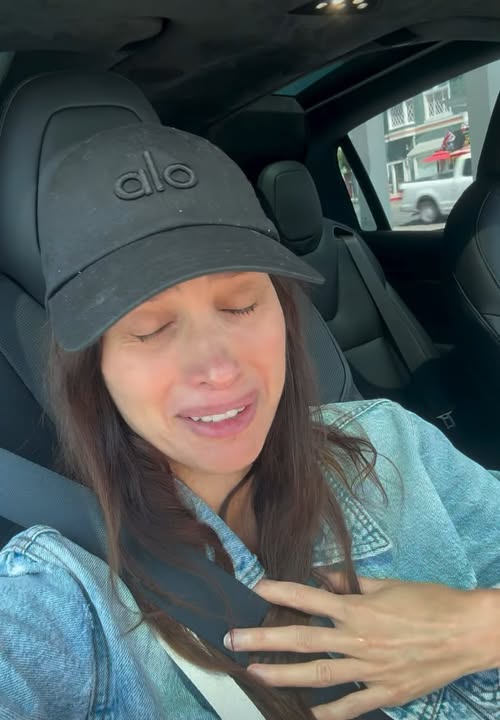 Alina Pușcău, strigăt disperat de ajutor. Cu ce boală cumplită se confruntă modelul internațional: „Am 5 tumori”