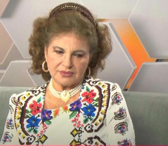 E adevărat! Irina Loghin nu… Vezi mai mult